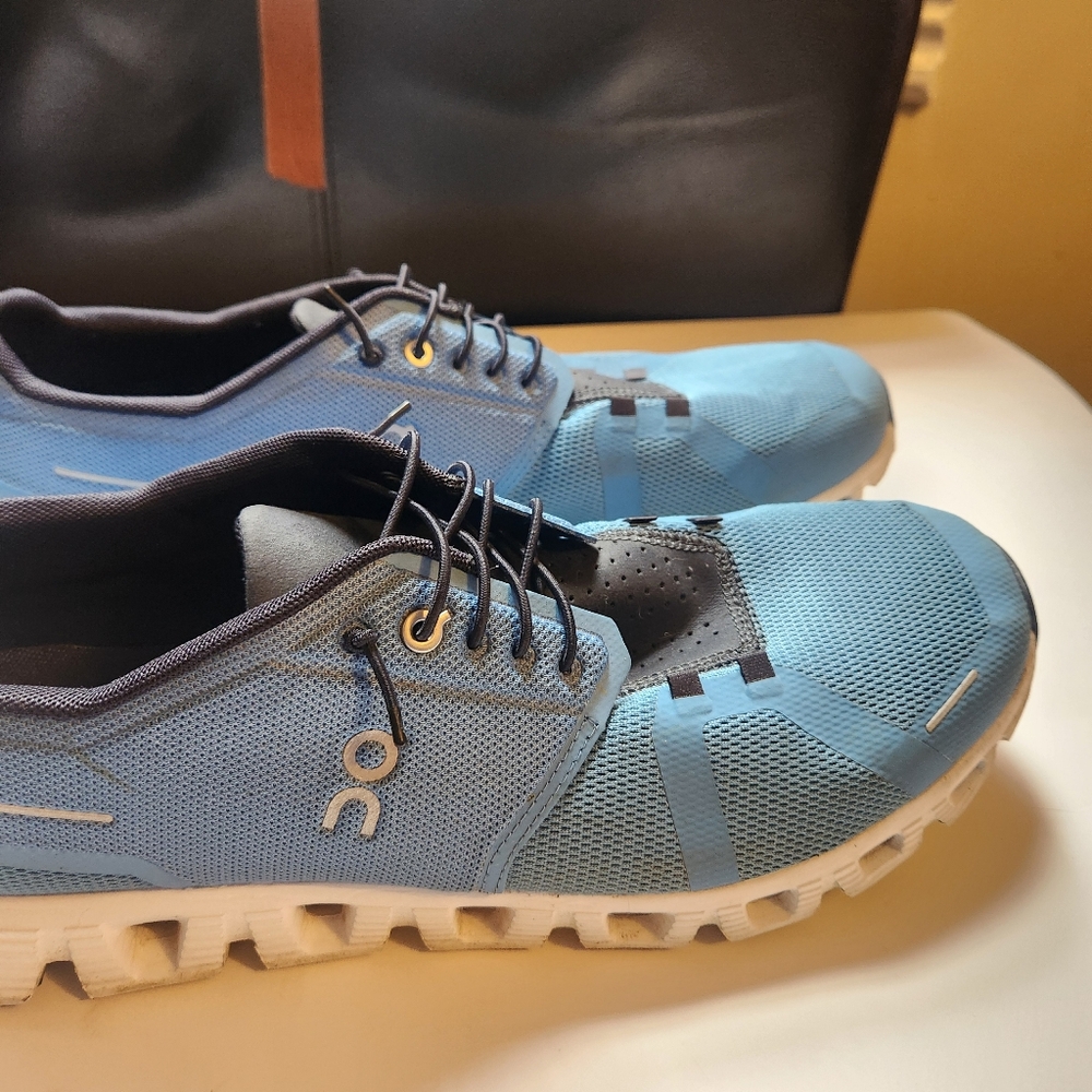 On Cloud 5 Running shoes size 13 in EUC - Picture 4 of 13
